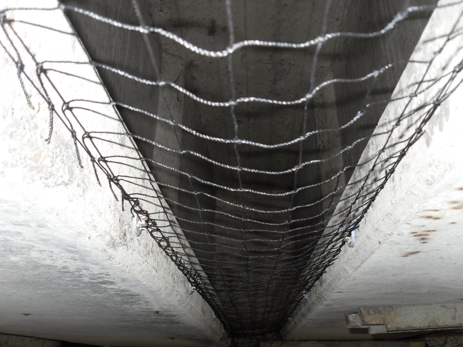 kleefvoetje_voor_netten_onder_bruggen